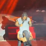 Kenyan dancer shows pussy upskirt on stage