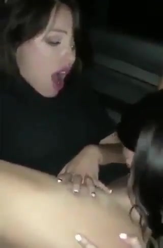 eating pussy in a car