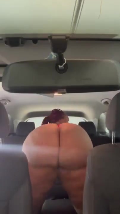 Clapping in the car